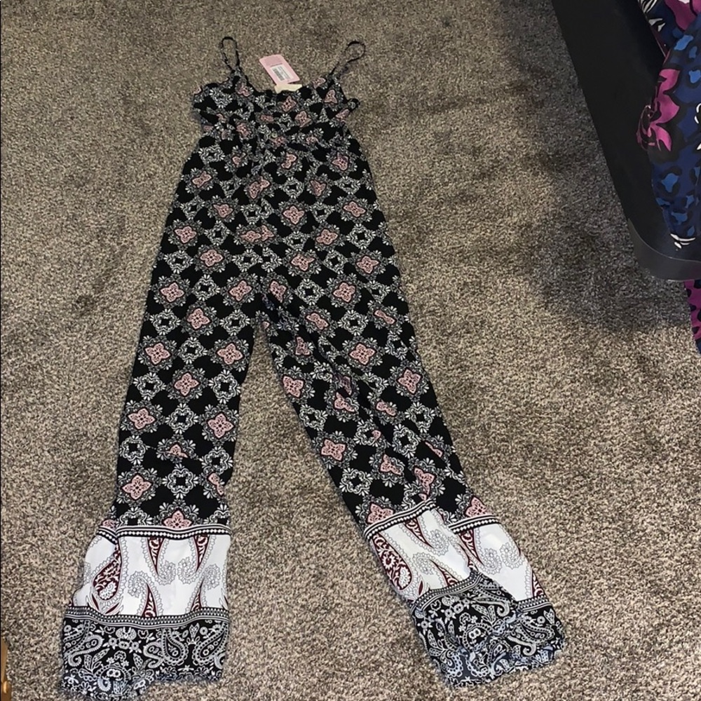 JUMPSUIT